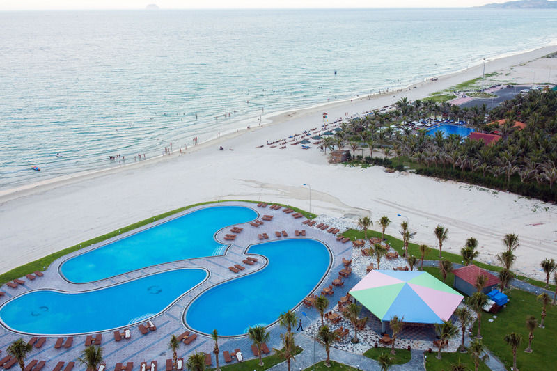 Golden Peak Resort & Spa Mieu Ong Exteriör bild